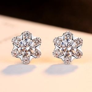 Nouvelles fleurs de zircon de haute qualit￩ S925 Boucles d'oreilles ￠ ￩talons en argent Femme bijoux exquis Luxury Boucles d'oreilles de pierre pr￩cieuse brillantes Accessoires de f￪te de mariage cadeau