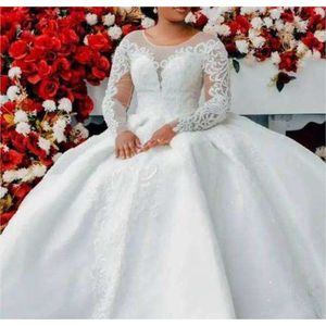 Nouvelle robe de bal perlée de haute qualité princesse de mariée africaine robe de mariée