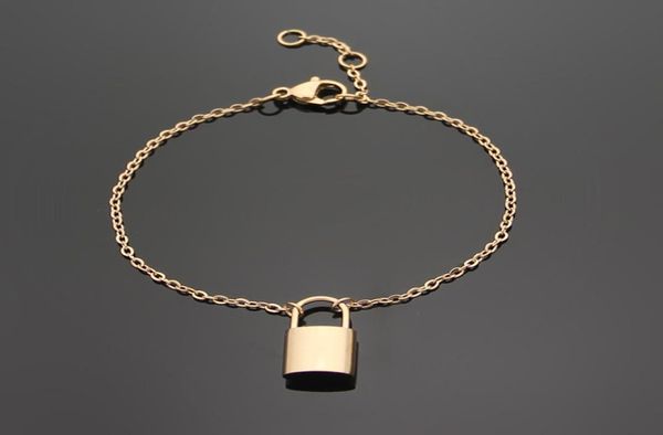Nouveau bracelet de marque de mode de haute qualité 316L Bracelet en acier titane Bracelet Double pendentif est livré avec une boîte adaptée au couple9766904