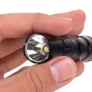 Mini lampe de poche LED étanche de haute qualité, torche de poche, lanterne Portable, batterie AAA, LED puissante pour la chasse et le Camping, 15G