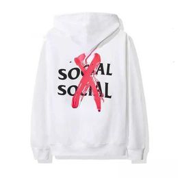 Nueva marca de hip hop como SC Anti Social Sudadera con capucha Cross Powder Plush Loose Jersey Color Chaqueta Protector solar Diseñador Usa High Stree 2023