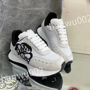 Nuevos zapatos casuales de cuero de la mejor calidad para mujer, zapatillas de deporte cómodas a la moda para hombre, color blanco