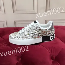 Neue Heiße Freizeitschuhe Damen Designer Reise Leder Schnür-Sneaker Mode Dame Flache Lauftrainer Buchstaben Damenschuhe