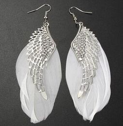 Nieuwe Hot European and American Popular Angel Wing Feather Earrings Hot Style Oorbellen Mode Classic Exquisite Elegance