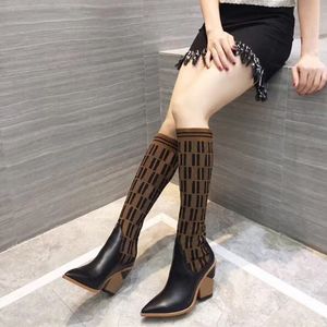 Chaussettes tricotées de luxe pour femmes, bottes de luxe, sexy, à la mode, cuissardes hautes, respirantes, élastiques, bout pointu, chaussures à talons courts, 2022, 9.5, 9.5