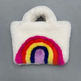 Nieuwe hete verkopende regenboog pluche schouderhandtas grote capaciteit mode dames konijn haar crossbody tas vakantie cadeau groothandel