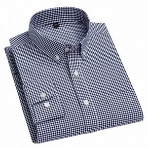 Nouveau dans la chemise Hight-Qulity100% Cott Chemises à manches LG pour hommes Slim Fit Casual Soft Plaid Tops Sligle Pocket Poule Vêtements A4LD #