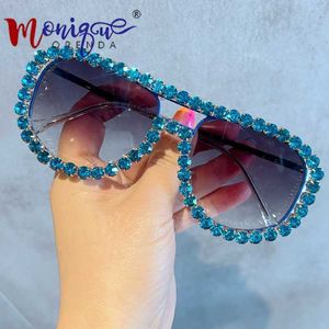 Nieuwe onregelmatige grote frame zonnebrillen dames modeontwerper luxe bril vintage bril tinten UV400 lentes de sol mujer230328