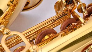Nouveau JUPITER JTS-587GL Saxophone ténor Sib Haute Qualité Laiton Or Laque Instruments de Musique Professionnels Livraison Gratuite Avec Embouchure