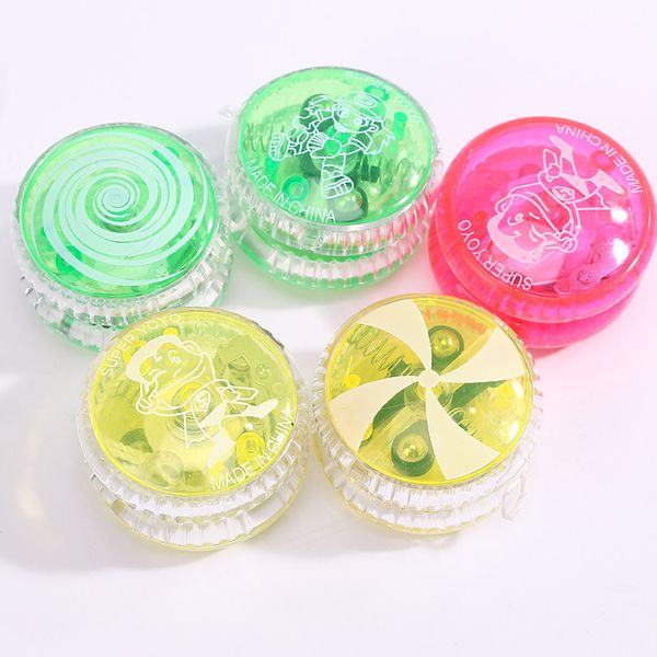 Nouveaux enfants Beyblade jouets éducatifs pour enfants Yo-Yo ligne de traction lumineuse Yo-Yo yoyo balle flash jouets en plastique pour enfants