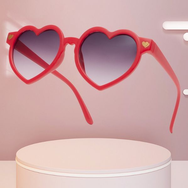 New Kids Cartoon Heart Love Lunettes de soleil Girls Boy Enfants en plein air Round UV400 SUN VERRES BÉBÉ CHEURES COLES PINK COLESEURES