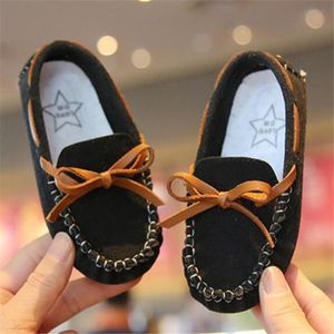 Nuevos niños zapatillas casuales lindos zapatos de suela blanda mocasines con lazo para niños moda niño niña mocasines planos