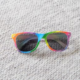 Nuevos niños lindo color cuadrado UV400 Gafas de sol para bebés Gafas de sol de protección solar al aire libre