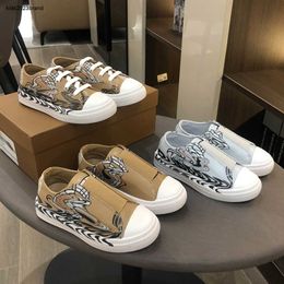 Nieuwe kinderschoenen Designer Baby Sneakers Maat 26-35 Doosbeveiliging Bear Face Patroon Print Boys Girls Casual Shoes 24mar