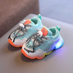 Nuevos zapatos para niños, zapatos deportivos luminosos para niños pequeños, zapatillas LED brillantes para niños, zapatillas para niñas, zapatillas ligeras para correr X0703
