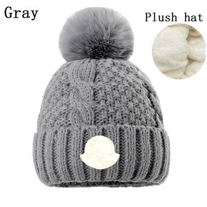 Nouveau chapeau en tricoté lettre d'impression Princement populaire époustouflant à vent chaud multi-couleurs de haute qualité Headwear Street Style P-16