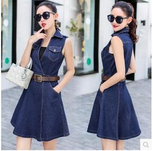 Nouvelle mode coréenne femmes col rabattu sans manches avec ceinture ceintures denim jeans robe trapèze grande taille SMLXLXXL3XL4XL