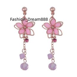 Nieuwe Koreaanse Bloem Asymmetrische Dangle Oorbellen voor Vrouwen Lange Kwast Vlinder Imitatie Parel Kat Drop Earring Party Sieraden