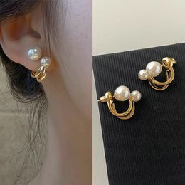 Nouvelle boucles d'oreilles de goujon de perle de luxe Luxe Luxe coréen pour les femmes