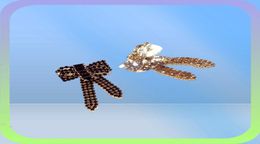 Nuevo estilo coreano ins moda diseñador de lujo diamantes súper brillantes circón lindos pendientes de arco encantadores para mujeres niñas264g8301304