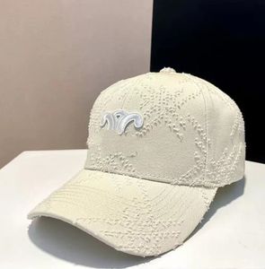 Casquette De Baseball pour femmes, nouveau Style coréen Ins, haut rigide déchiré, assorti avec tout, casquette à visière, petit Arc De Triomphe, apparence du visage