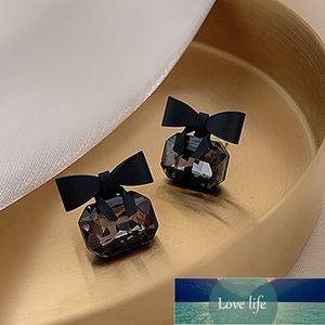 Nouvelles boucles d'oreilles coréennes avec nœud papillon noir pour femmes, mode Joker, verre noir, boucles d'oreilles carrées géométriques, tendance, bijoux de fête, prix d'usine, conception experte, qualité