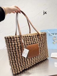 Nieuwe Koreaanse versie van Straw Bag Fashion Striped Handmade Straw Bag Damesschouder Draagbare Zeer Holiday Beach Tas