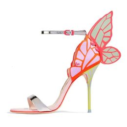 Nuevo estilo de damas gratis 2024 envío cuero de patente sexy tacón alto 3D mariposa estampado Sophia Webster sandalias de punta abierta colorida 341