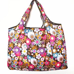 Nouveau sac à provisions pliant étanche pour dames réutilisable portable respectueux de l'environnement de grande capacité tenu dans la main