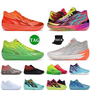 Nouvelles chaussures de balle lameo mb 0,1 0,2 Chaussures de basket-ball Queen City Fade Rick Morty Adventures Top Quality Be You Honeycomb Gorange Og Mens Trainers Lamelos Galaxy Sneakers