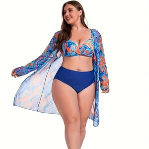 Nieuwe grote driedelige gedrukte dekhutten shirt met riemen verzameld voor sexy en modieuze bikini