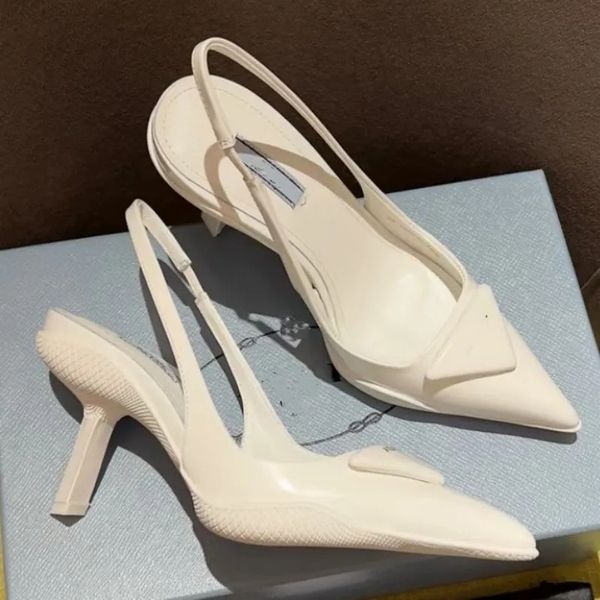 nouveaux talons aiguilles pointus en cuir rose avec des sandales de 9 cm, chat à bouche peu profonde dansant avec une fille du vent féerique, boucle triangulaire décontractée noire décorée de chaussures de mariage pour femmes