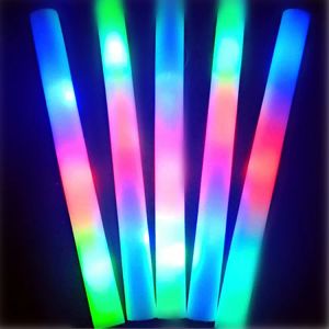 Nouveau LED Bâtons Lumineux En Vrac Coloré RVB Glow Mousse Bâton Cheer Tube Lumière Sombre pour Noël Anniversaire Fête De Mariage En Gros GG