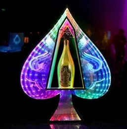 Nouveau LED lumineux Ace de pique brillant Glorifier affichage VIP Service plateau bouteille de vin présentateur pour boîte de nuit salon Bar
