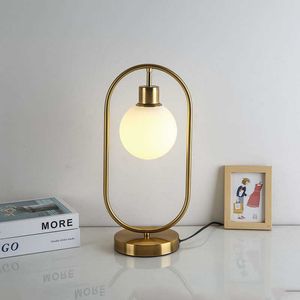 Nieuwe LED -tafellampen Gouden Galss Ball Lights for Bed Reading Light Desk Bureau Slaapkamer Hotel Home Decor Round Ring Ring Lighting AA230421