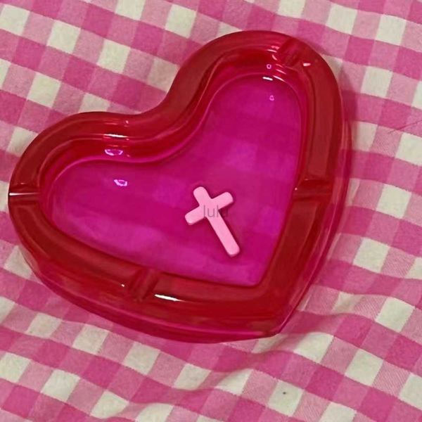 Cenicero de resina rosa con forma de corazón, Cenicero hecho a mano para fumar cigarrillos para niñas, elimina el olor, accesorios para fumar, regalos HKD230808