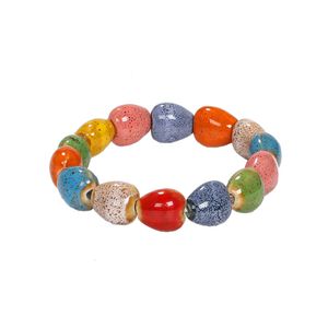 Nouveau joli bracelet bohème mignon en céramique colorée avec perles en pierre, bracelet à breloques à la mode pour femmes et filles étudiantes, élastique réglable