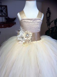 New Lovery Flower Girl Vestidos para bodas Correas de espagueti hinchadas Lace Tul Tulle sin mangas Princesas Girls Fiesta de cumpleaños Gowns