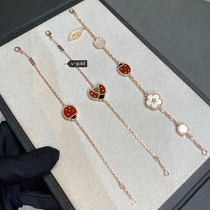 Nieuwe Lucky Van Klavertje Vier hart Armband bedels Designer Sieraden Lieveheersbeestje vleugel perlees diamant pulm buttefly Armband motieven Link Chain Vrouwen elegantie sieraden