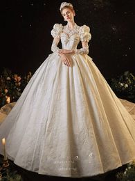 Nouveau luxueux manches longues robes de mariée en satin robes de Noiva Robe de bal fleurs cristal perles vintage grande taille Robe de mariée Robe arabe Mariage Robe de mariée R