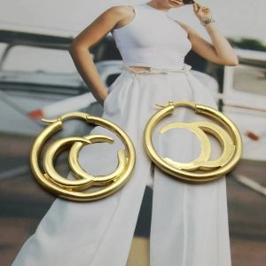 Nieuwe luxe merkontwerper high-end en grote gouden en zilveren damesoorbellen, sieradenaccessoires voor vakantiefeesten