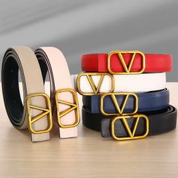 Nuevo cinturón de diseñador de lujo Moda V letra hebilla cinturón de cuero genuino 2,5 cm de ancho cinturones de diseñadores cinturón casual faja para mujer cinturones para hombre y mujer