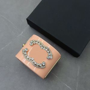 Nouveau bracelet de diamant d'or de luxe pour femme Bracelet de poignet pour femme Orange Blanc Noir Bracelets en acrylique Bracelets Marque officielle Réplique Cadeau Premium