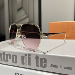 Nouveau luxe mode classique pilote lunettes de soleil pour hommes femmes métal carré or cadre UV400 hommes vintage style attitude lunettes de soleil protection designer lunettes