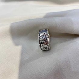 Nieuwe luxe hoogwaardige mode -sieraden voor sterling zilveren Thaise zilveren tijgerkop versleten gepersonaliseerde trend dubbele unisex wijsvinger ring