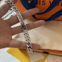 Nueva joyería de lujo, pulsera de plata con letras cubanas, accesorios de moda para hombres, collar de calle, regalo de Festival