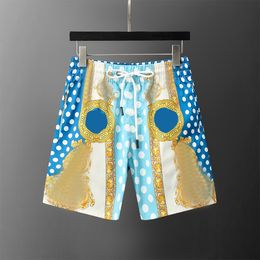 Nouveaux shorts rayés imprimés à carreaux de luxe pour hommes pour les vêtements de rue de la mode d'été, maillot de bain à séchage rapide, pantalons de plage imprimés, taille asiatique M-XXXL