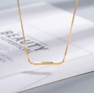 Nieuwe luxe hanger ketting Fashion Men omgekeerde vliegtuigbriefontwerpers merk sieraden heren dame trendy persoonlijkheid sleutelbeen ketting kettingen