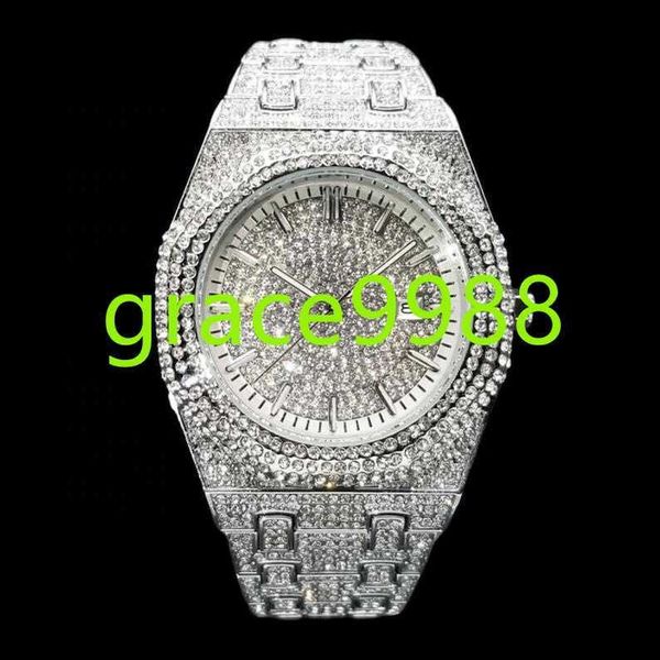 Nouveau style de luxe Real Diamond Watch en nid d'abeille CVD CVD Moissanite Montres entièrement glacées Quartz pour les hommes