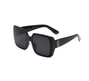Nouvelles lunettes de soleil de luxe pour hommes designer nuances d'été lunettes polarisées noir vintage lunettes de soleil surdimensionnées de femmes lunettes de soleil mâles 71